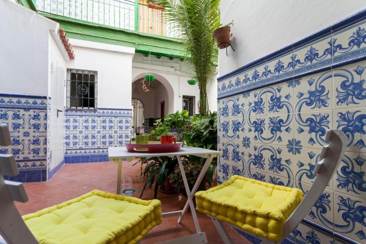 Wish Suite Pureza De Triana Sevilla Exterior photo