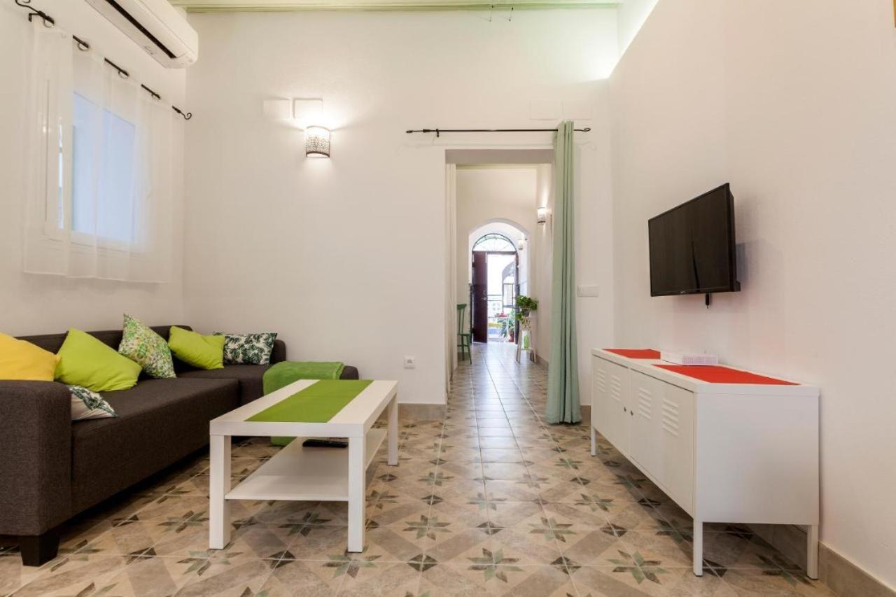 Wish Suite Pureza De Triana Sevilla Exterior photo