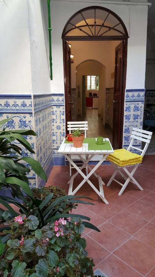 Wish Suite Pureza De Triana Sevilla Exterior photo